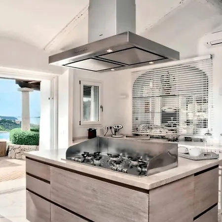 Masala In The Beautiful Bay Of Cala Granu * Порто-Черво